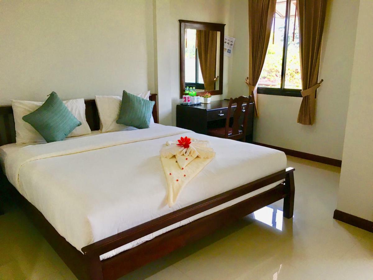 Phra Ae Apartments Koh Lanta Exterior photo